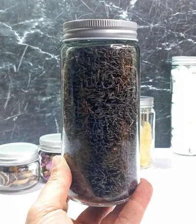 درب فلزی شیشه جار